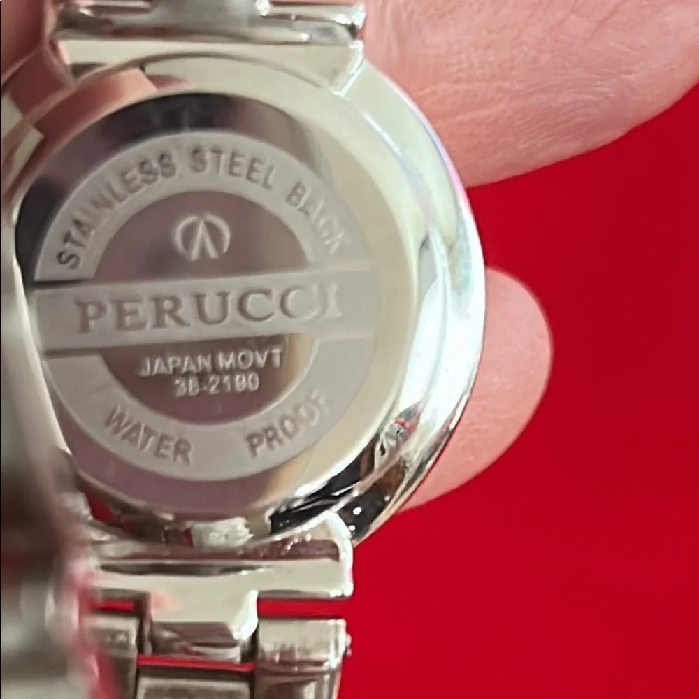 PERUCCI chic women